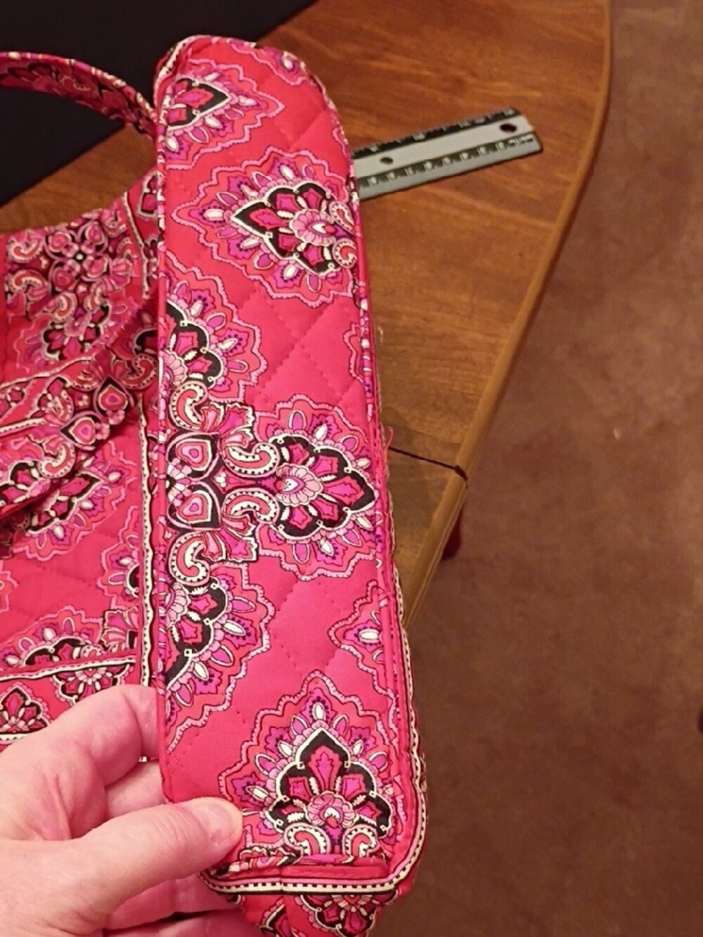 Vera Bradley Red Quilted Tic Tac Tote In Frankly Scarlet Pattern - Picture 3 of 3